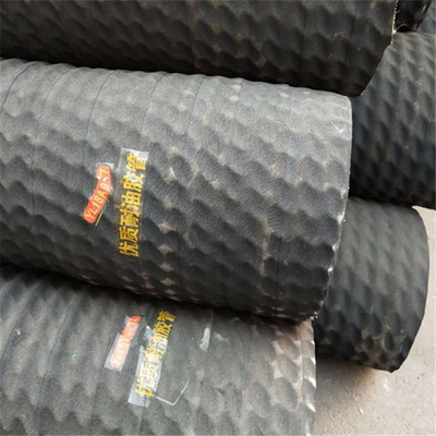 耐油橡膠管 6寸DN152/159規(guī)格，為何成為當(dāng)?shù)赜凸捃?chē)首選？